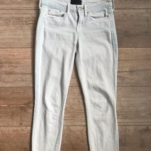 VINCE JEANS. Super soft. Pastel. Good condition
